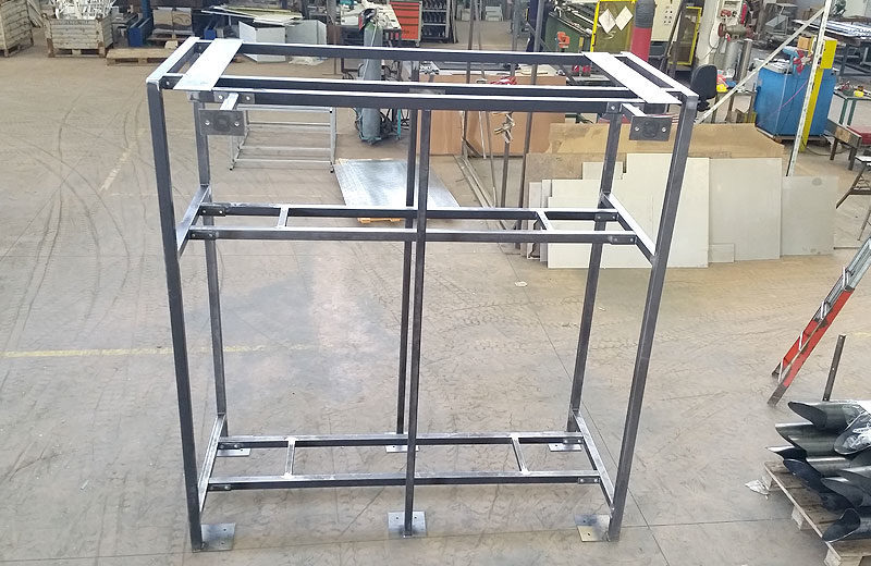 Lavorazione metalli - lavorazione acciaio inox Treviso - porta compressori